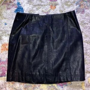 Fake leather skirt - free people
